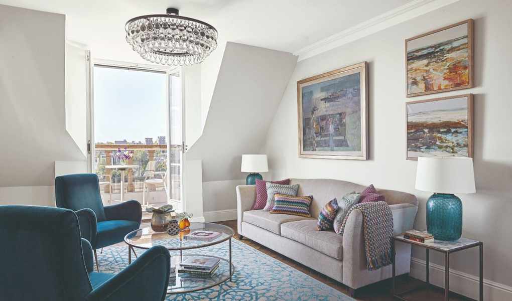 What You Need to Know About Sofa Reupholstery Costs