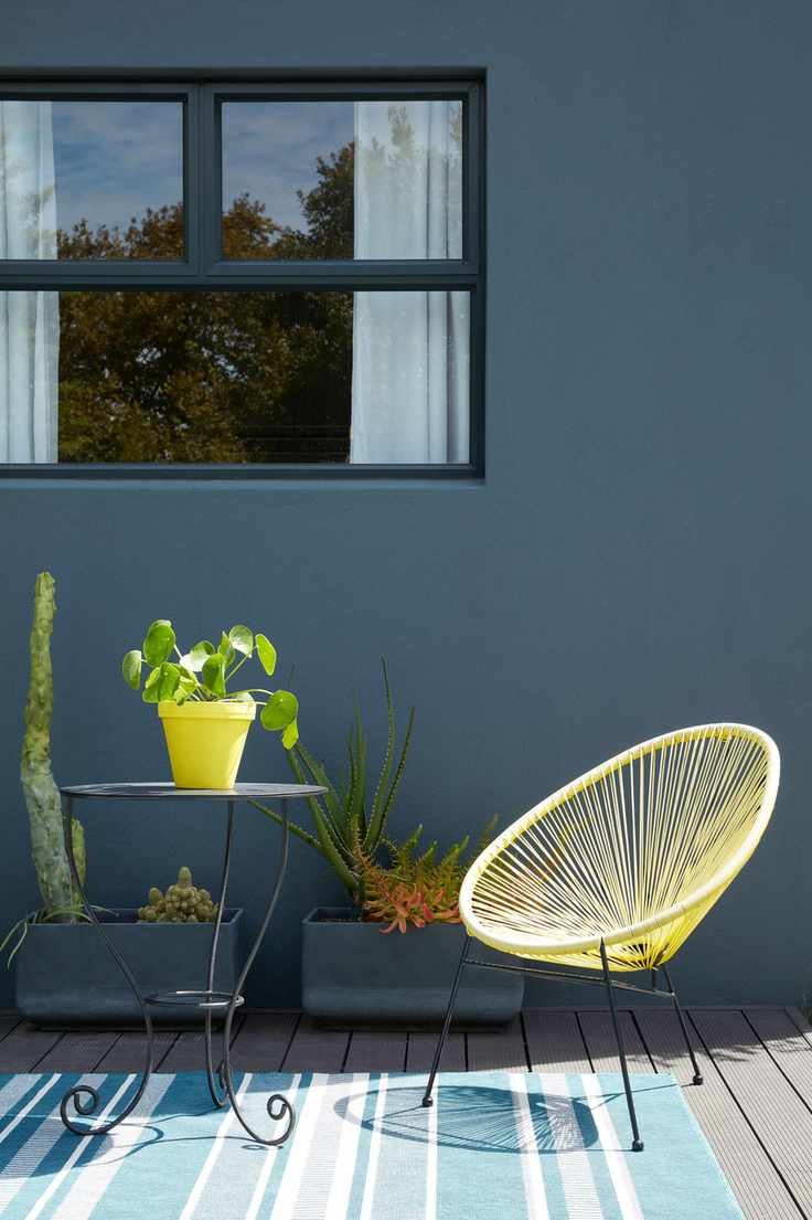 Patio furniture ideas with bright colors.