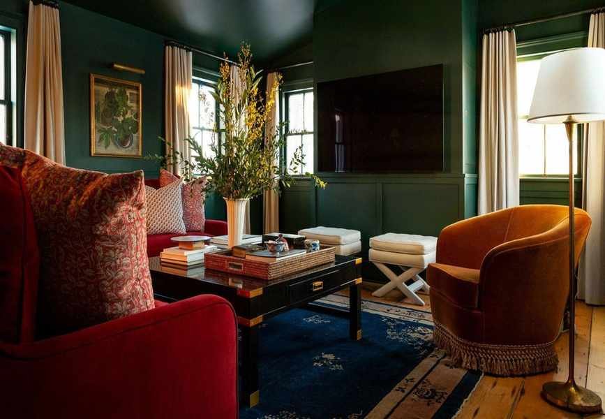 Designing a Timeless Living Room: 5 Essential Tips for Classic Style