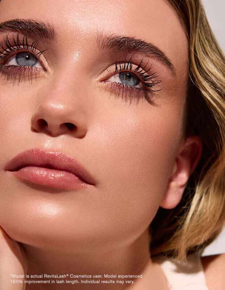 length-define-2025-pdppdp-rla-3.5-model-1-54625.jpg Woman with long eyelashes