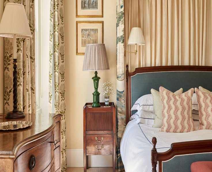 Vintage Decorating: 7 Creative Ways to Infuse Character into Your Home