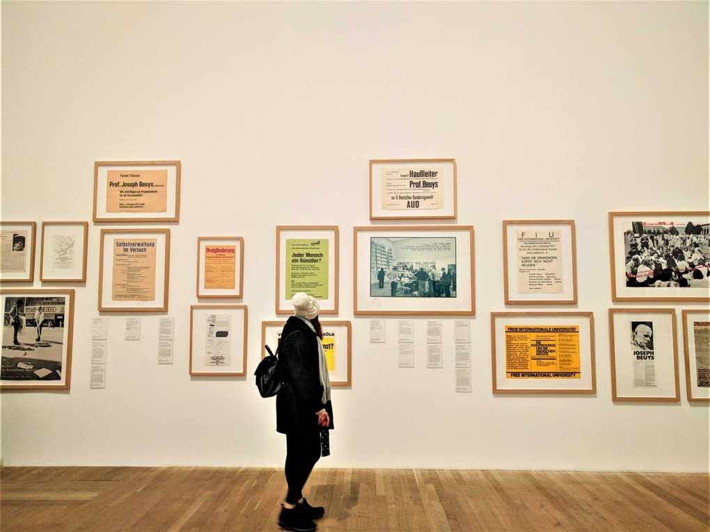 Investing in Art: A Beginner's Guide to Live Auctions