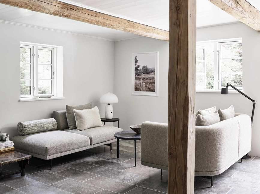 modern farmhouse rustic columns