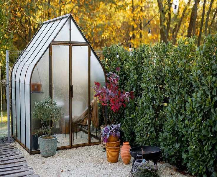 6 Effective Ways to Heat Your Greenhouse and Protect Your Plants